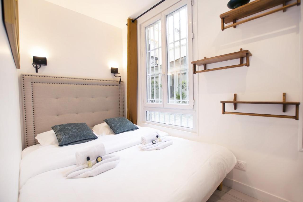 Guestready - Studio With Jacuzzi In The 10 Th Apartment Paris Luaran gambar